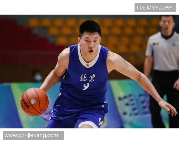 北京篮球队球员个人能力分析与战术配合探讨 北京篮球队球员个人能力分析与战术配合探讨